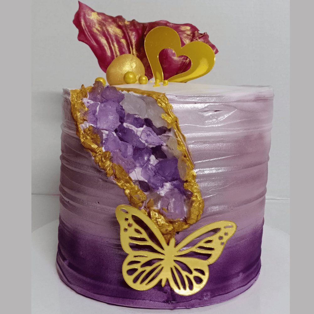 Tall cake with geode design​