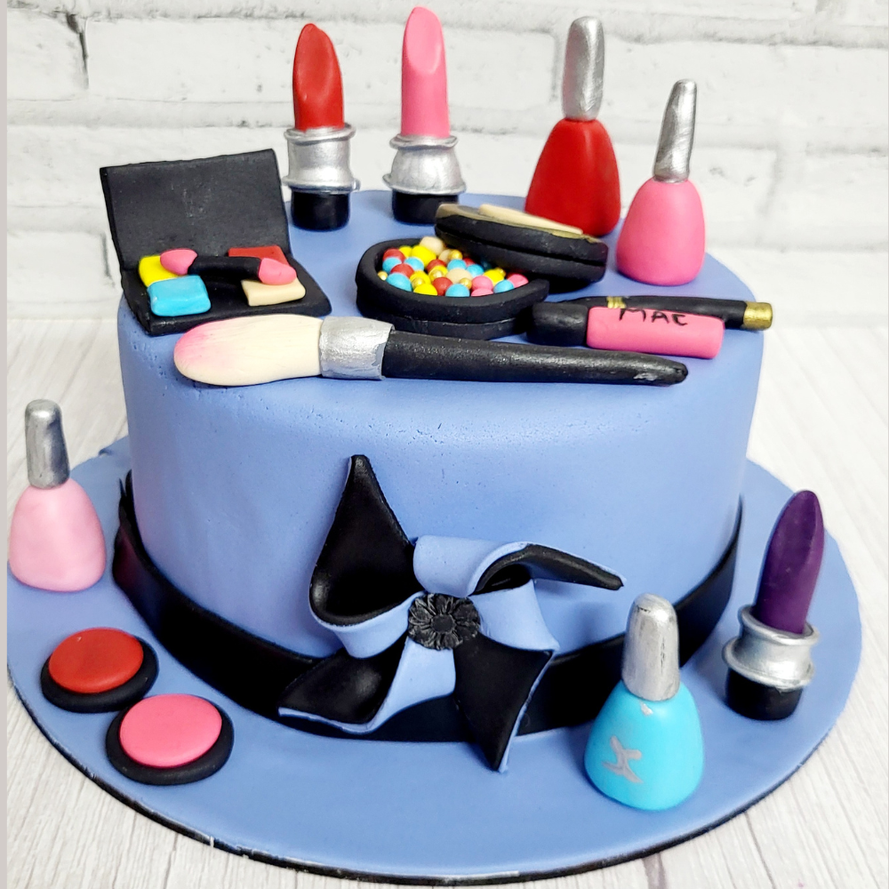 Makeup Theme Cake